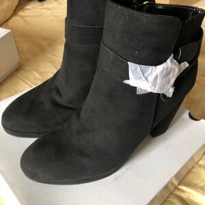 LC Lauren Conrad Black Ankle Booties